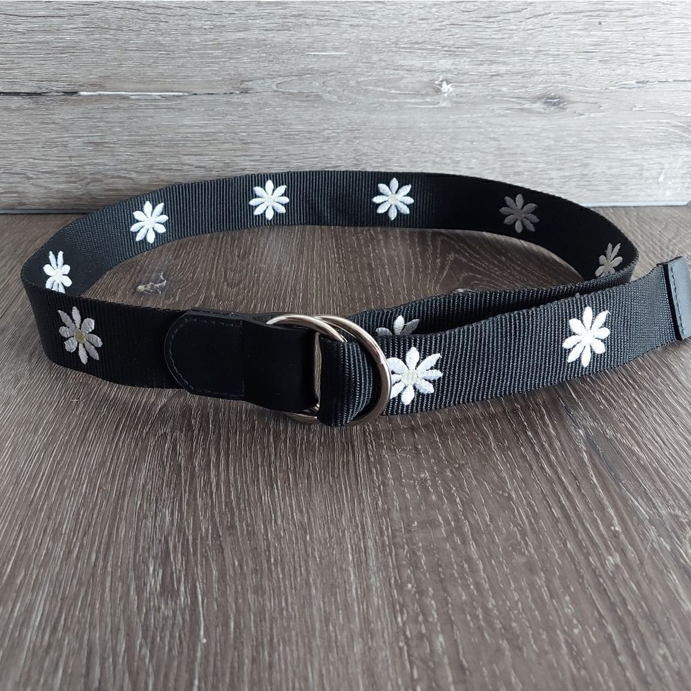 Target Wild Fable Belt Black White Embroidered Daisy 41" Long